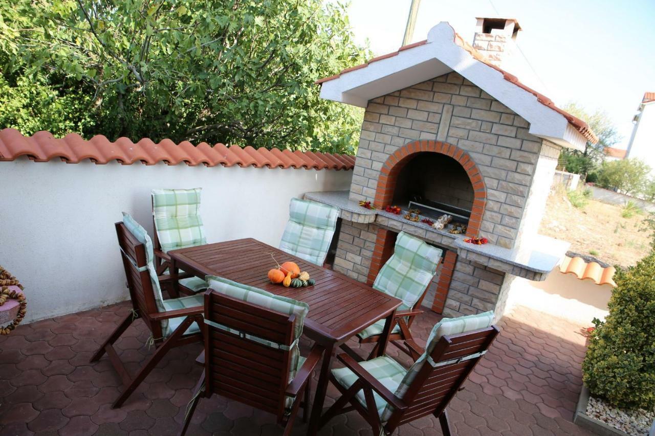 Villa Marica Vodice Exterior photo